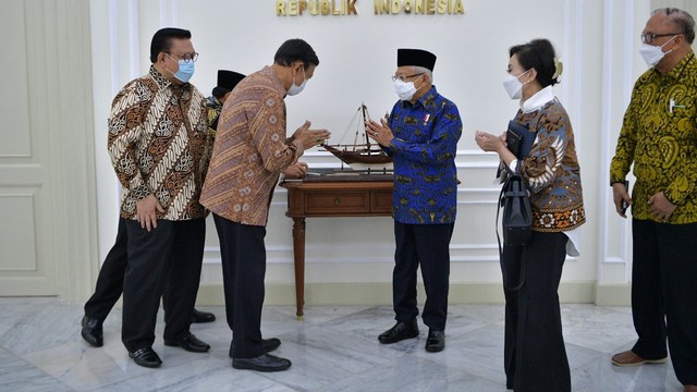 Wakil Presiden Ma'ruf Amin terima kunjungan Wiranto dan empat anggota Wantimpres. Foto: Dok. KIP