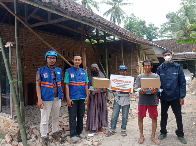 DT Peduli Banten dan amalsholeh.com Bantu Penyintas Gempa di Pandeglang