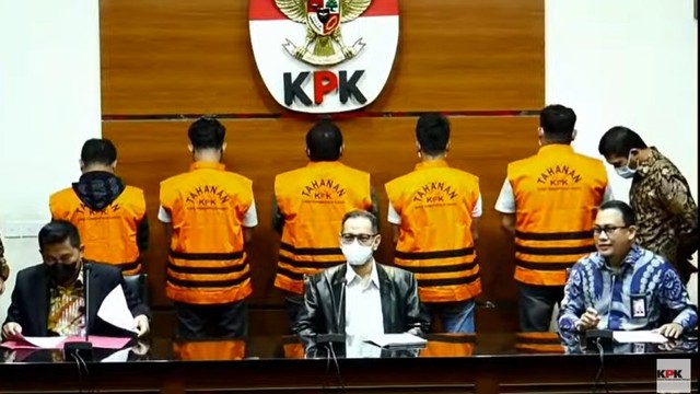 Konfrensi pers terkait OTT KPK di Kab Langkat, Sumatera digelar di Gedung Merah Putih KPK Jakarta, Kamis (20/1/2022). Foto: Youtube/KPK RI