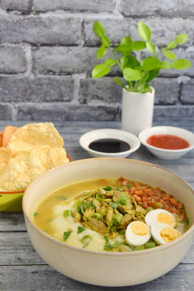 Ilustrasi Bubur Ayam. Foto: Shutterstock