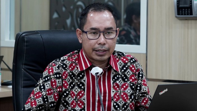 Direktur Pelindungan WNI dan BHI Kemlu RI, Judha Nugraha, dalam konferensi pers virtual di Kemlu RI, Jakarta, Kamis (20/1/2022). Foto: Kemlu RI