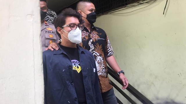 Ardhito Pramono dipindahkan ke RSKO untuk jalani Rehabilitasi, Polres Jakarta Barat, Jumat (21/1/2022). Foto: Giovanni/kumparan