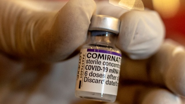 CDC: Vaksin Booster Bisa Lindungi Orang dari Corona Varian Omicron (36753)