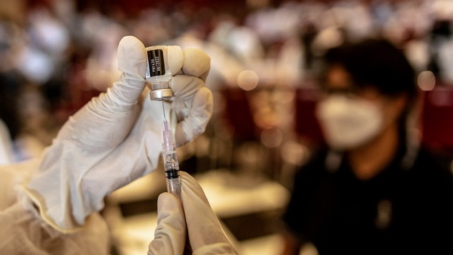 CDC: Vaksin Booster Bisa Lindungi Orang dari Corona Varian Omicron (36754)