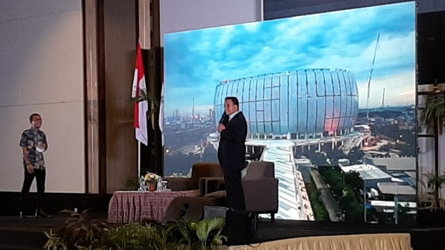 Gubernur DKI Jakarta, Anies Baswedan, dalam acara dialog kebangsaan di Kota Makassar. Foto: Dok. Istimewa