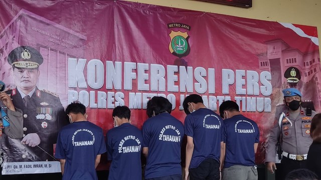 Fakta-fakta Lansia Dikeroyok Hingga Tewas: 5 Orang Tersangka; Diteriaki ...