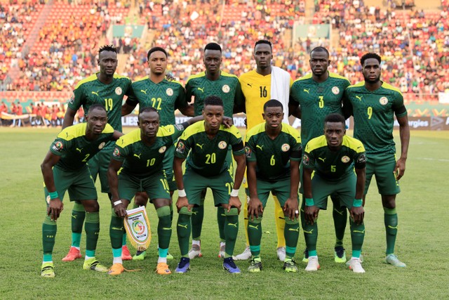 Pemain Senegal saat melawan Cape Verde pada pertandingan 16 besar Piala Afrika 2021 di Stadion Kouekong, Bafoussam, Kamerun, Selasa (25/1/2022).  Foto: Thaier Al-Sudani/REUTERS