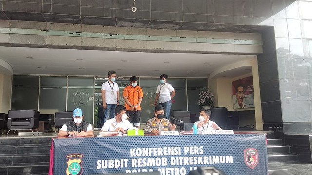 Jumpa pers pengungkapan kasus pembunuhan remaja di Bekasi, Rabu (26/1/2022). Foto: Jonathan Devin/kumparan