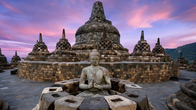 Ilustrasi Candi Borobudur. Foto:  Artherng/Getty Images