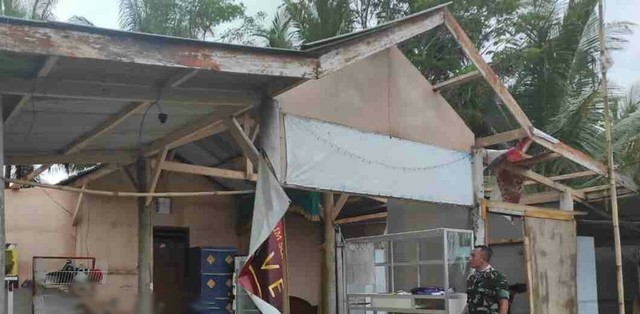 Angin Kencang di Pangandaran Merusak 10 Rumah di Satu Dusun (36227)