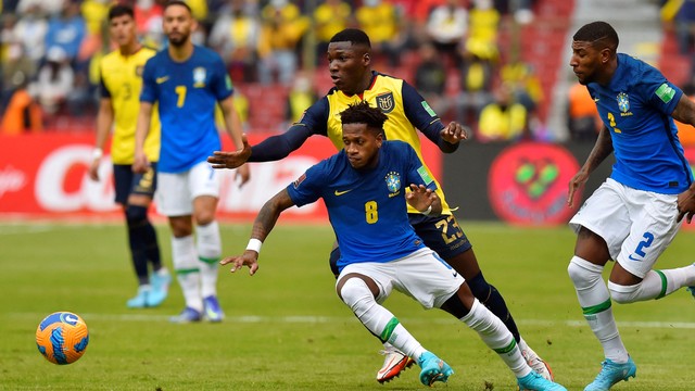 Pertandingan Ekuador vs Brasil pada Pra Piala Dunia 2022 di Estadio Rodrigo Paz Delgado, Quito, Ekuador, Kamis (27/1/2022). Foto: Rodrigo Buendia/Pool via REUTERS