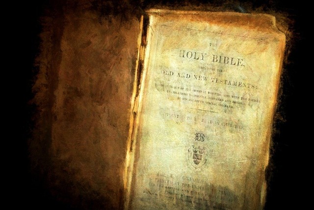 Kitab Injil. (Foto: cgrape by https://pixabay.com)