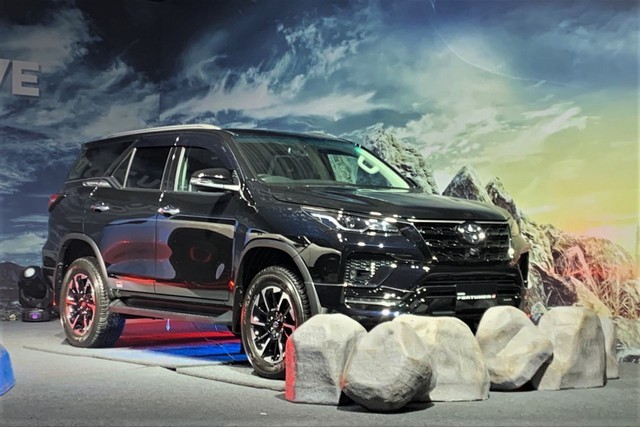 Panjang Mobil Fortuner dan Spesifikasi Lengkapnya | kumparan.com