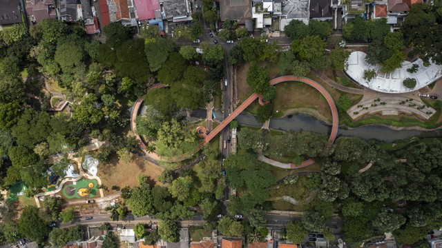 Foto: Pembangunan Tebet Eco Garden di Jakarta Hampir Rampung (51965)