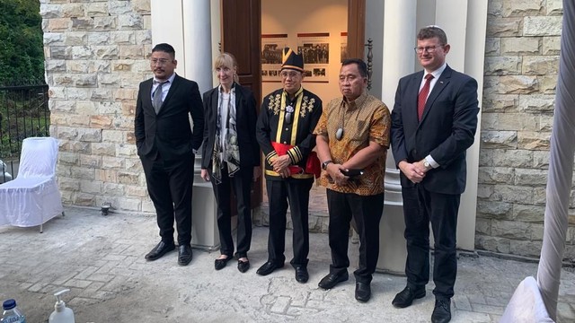 Duta Besar Jerman untuk RI Ina Lepel pada acara pembukaan Museum Holocaust di Minahasa, Sulawesi Utara, Kamis (27/1/2022).  Foto: German Embassy Jakarta