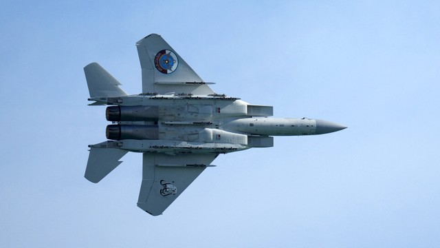 Pesawaat tempur F-15. Foto: AFP