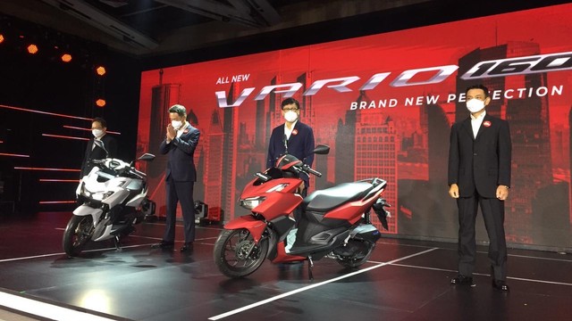 Honda Vario 160 resmi mengaspal di Indonesia. Foto: Ghulam M Nayazri/kumparan