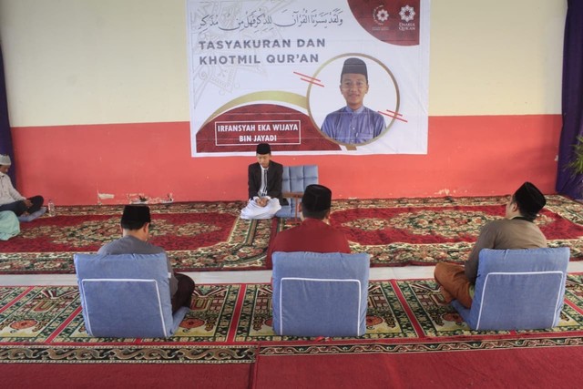 Bangganya Kami pada Irfan, Penerus Tradisi Hafizh Qur’an Pesantren Daqu Jambi (7562)