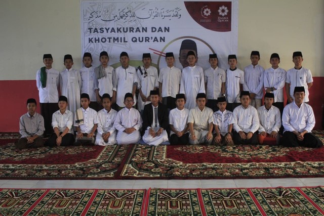 Bangganya Kami pada Irfan, Penerus Tradisi Hafizh Qur’an Pesantren Daqu Jambi (7565)