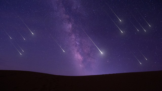 Ilustrasi Meteor. Foto: Geermy/shutterstock