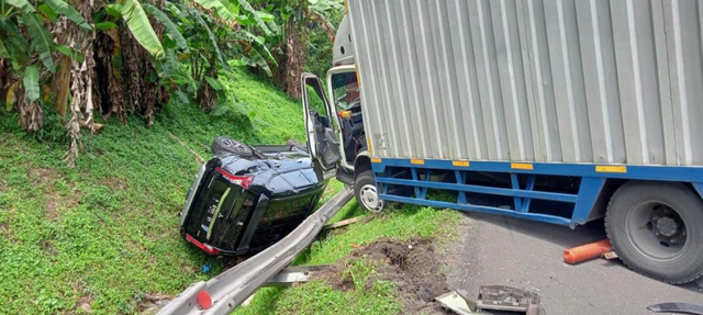 Kecelakaan beruntun di ruas Jalan Tol Jatingaleh, Kota Semarang tepat di KM 425+400 AB. Dok istimewa