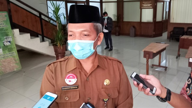 Kepala Kantor Kemenag Kota Solo, Hidayat Masykur. FOTO: Tara Wahyu