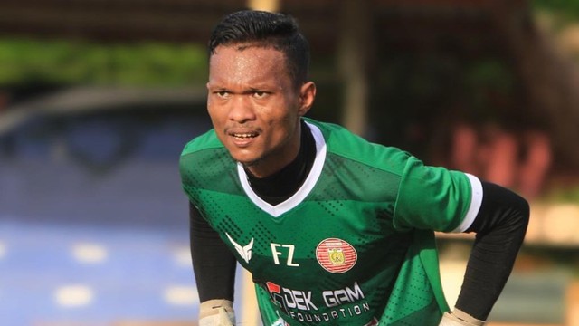 Kiper Persiraja Banda Aceh, Fakhrurrazi Quba, terpilih sebagai best player of the week pada pekan ke-22 Liga 1 2021/22. Foto: Dok. Persiraja