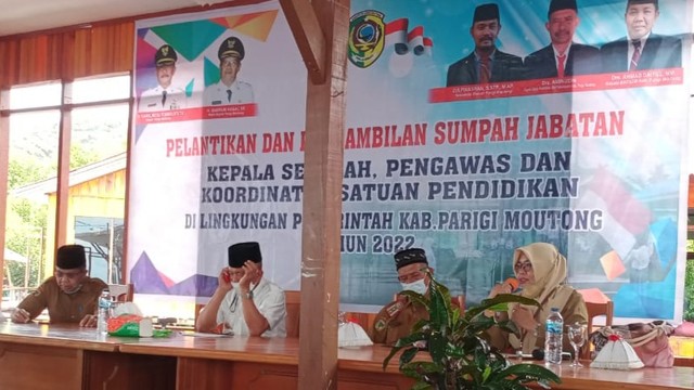 Bupati Parigi Moutong Lantik 148 Kepsek Dan 21 Pengawas Sekolah 5247