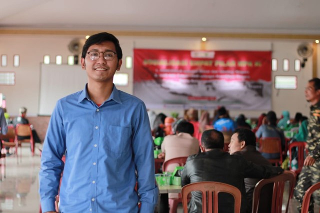 penulis merupakan lulusan IAIN Purwokerto (sekaran UIN Saizu), sumber : dokumentasi pribadi