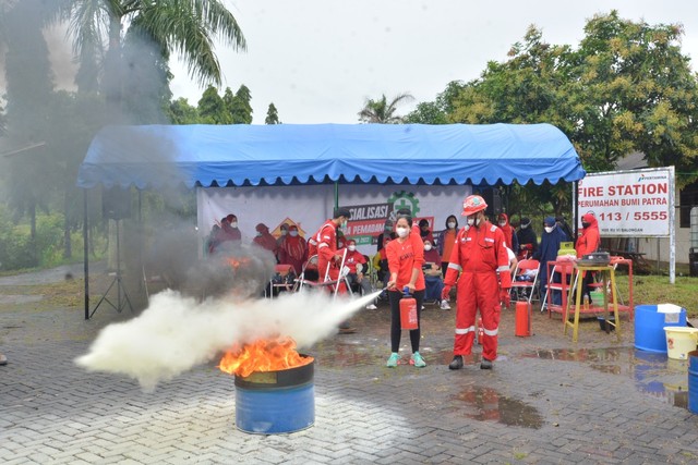 Begini Cara Pertamina Balongan Meminimalisasi Risiko Kecelakaan Kerja ...