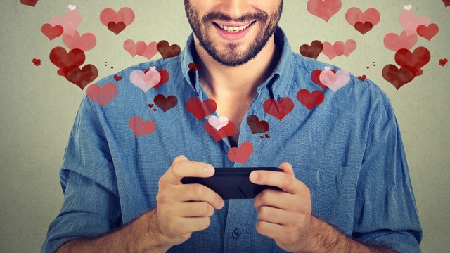 Ilustrasi dating apps. Foto: pathdoc/Shutterstock