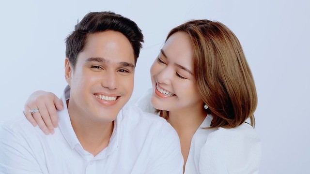 Mischa Chandrawinata dan Amanda Manopo. Foto: Instagram/@mischach