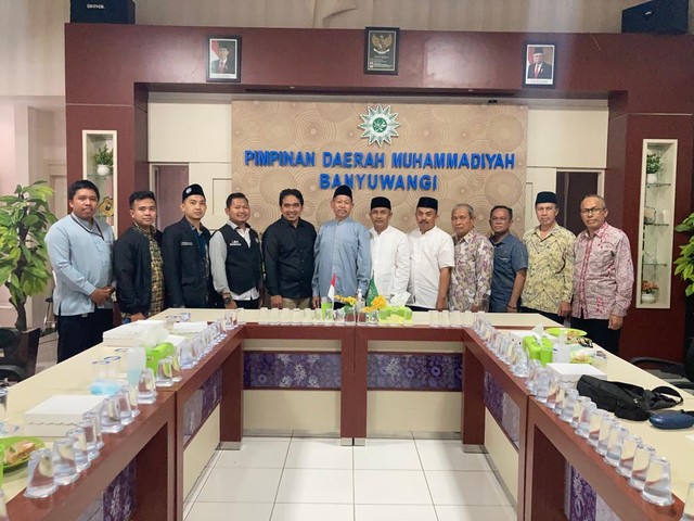 Foto audiensi LHKP dan MHH PP Muhammadiyah dengan PDM Kabupaten Banyuwangi tanggal 4 Februaari 2022 dalam proses investigasi kasus kekerasan terhadap Petani