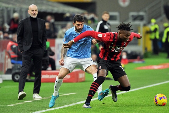 AC Milan vs Lazio. Foto: Alberto Lingria/REUTERS