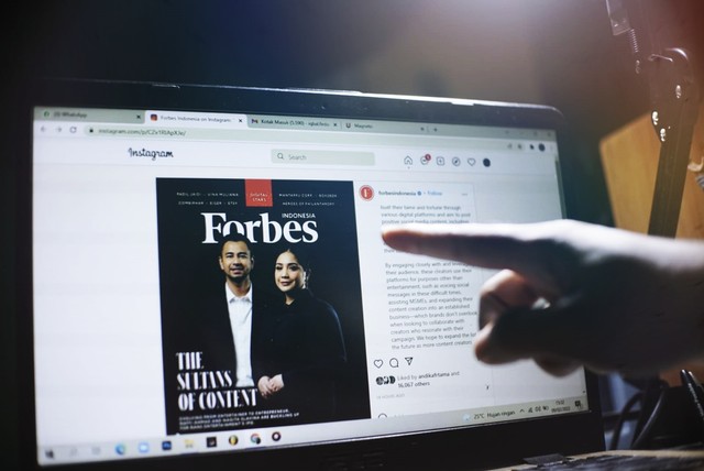 Raffi Ahmad dan Nagita Slavina tampil sebagai cover di Forbes Indonesia. Foto: Iqbal Firdaus/kumparan