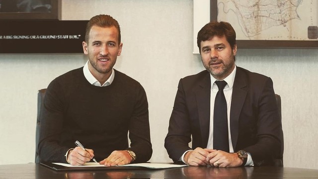 Harry Kane dan Mouricio Pochettino, saat masih bersama di Tottenham Hotspur. Foto : Instagram @harrykane