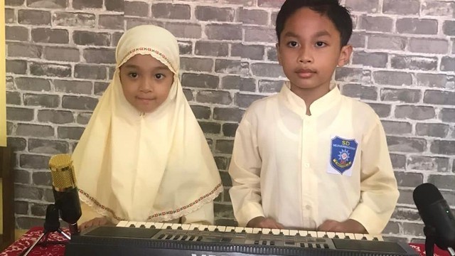 Unjuk Minat dan Bakat Siswa SD Muhammadiyah Ambarketawang 1 di Muhibar 1 Podcast. Kredit Foto:Anisa Nur Aeni/Mahasiswa KKN 260 UMY