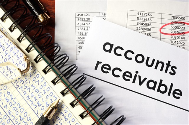 Ilustrasi piutang atau accounts receivable. Foto: Unsplash.com