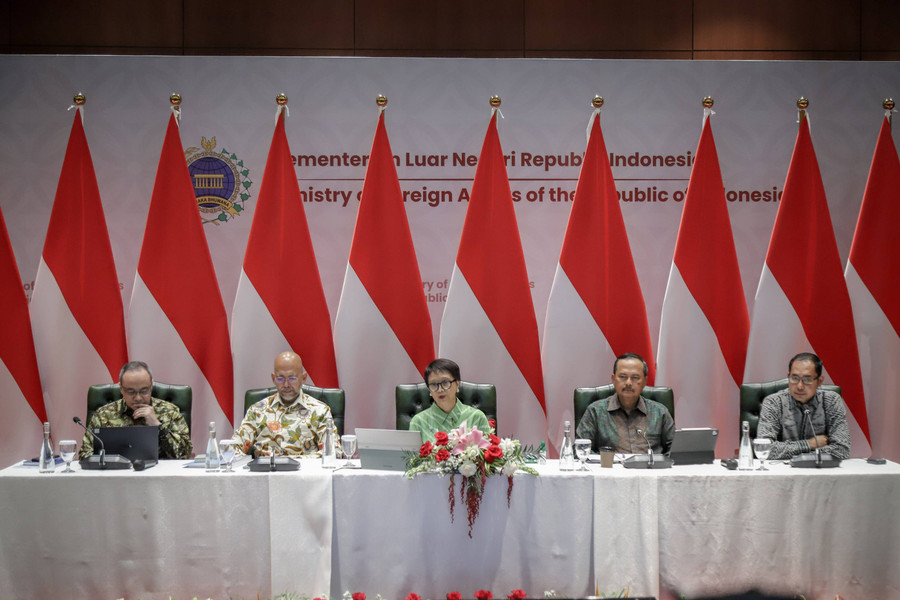 Harapan Retno ke Menlu Baru: Kita Kokoh Bekerja 24/7 - kumparan.com