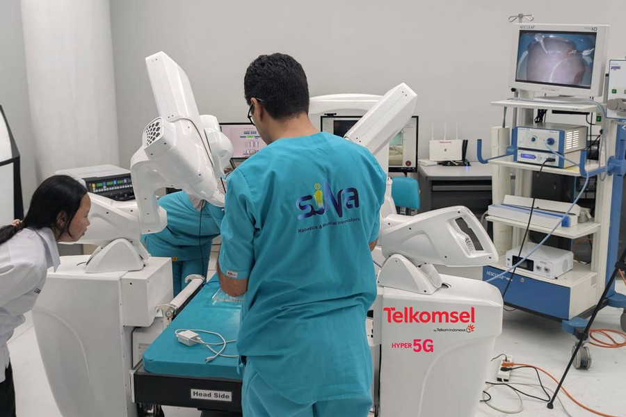 Dokter di Bali Operasi Kista Jarak Jauh Pasien di RSCM Berkat 5G Telkomsel - kumparan.com