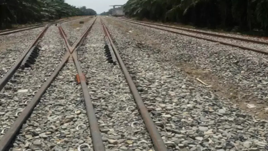 7 Ton Rel Bekas Kereta di Karawang Dicuri, 3 Pelaku Dibekuk - kumparan.com