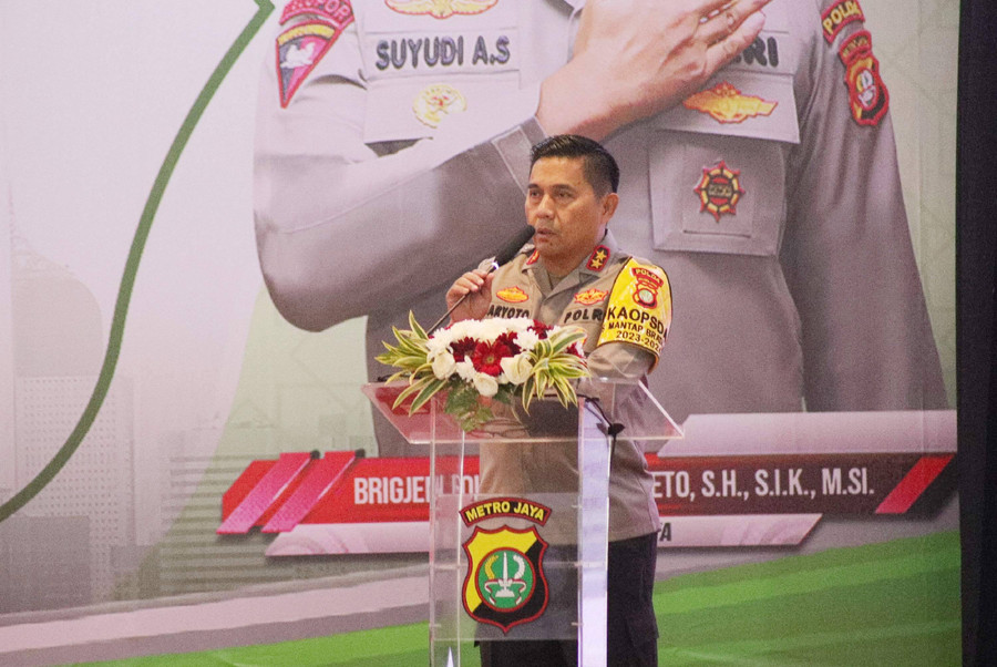 Kapolda Metro Minta Tolong ke Ustaz: Imbau Masyarakat Berhenti Main Judi Online