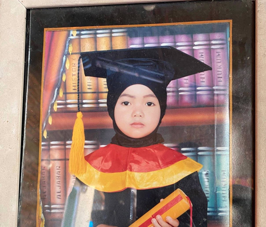 2 Guru SD di Padang Pariaman Jadi Tersangka Kasus Aldelia Tewas Dibakar Teman - kumparan.com