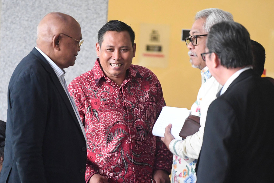 Penyidik AKBP Rossa Dilaporkan Staf Hasto ke Propam Polri, KPK Siap Hadapi - kumparan.com