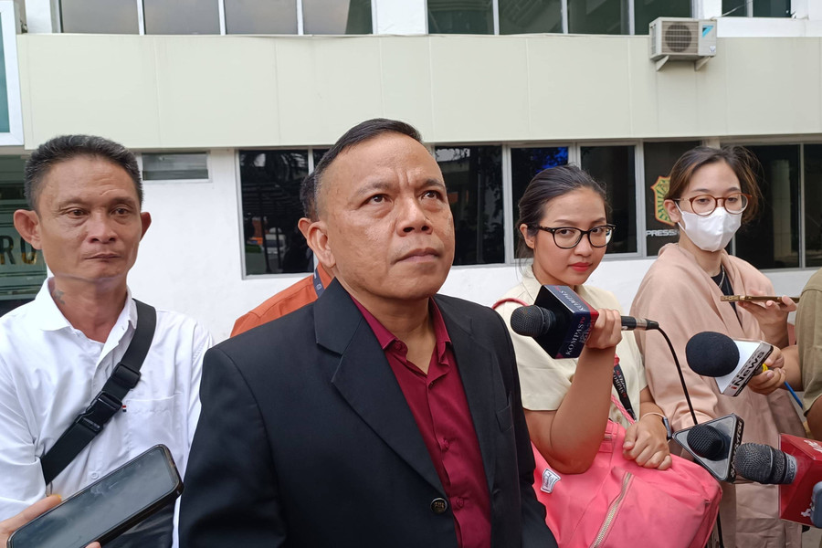 Pengacara Pegi Minta Kapolda Jabar-Dirkrimum Dicopot Usai Praperadilan Diterima - kumparan.com