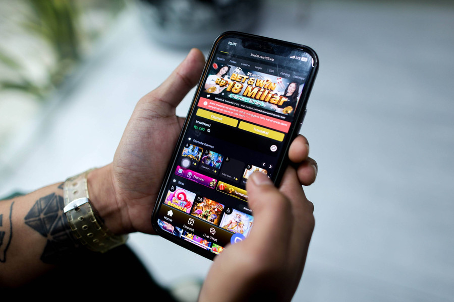 Polisi Tangkap Pengelola Situs Judol Jaringan Kamboja, Omset Harian Rp 200 Juta - kumparan.com