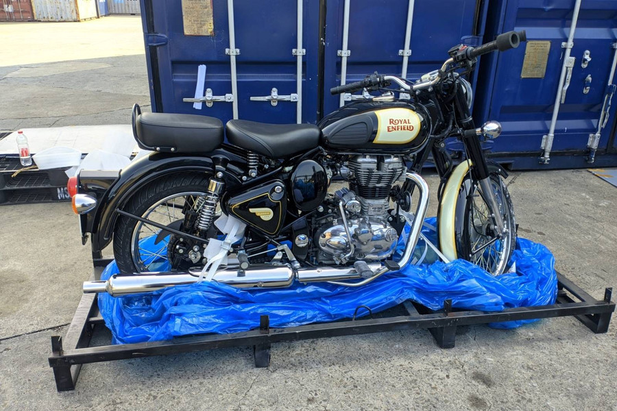 Bea Cukai Kembali Lelang 60 Unit Motor Klasik Royal Enfield, Mulai Rp 30 Jutaan - kumparan.com