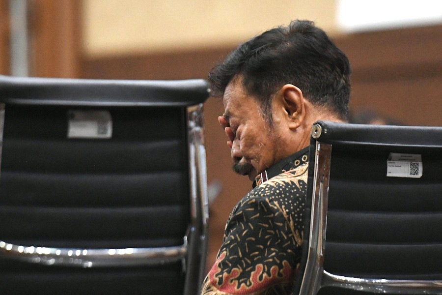 Foto: Tangis SYL Saat Bacakan Nota Pembelaan - kumparan.com