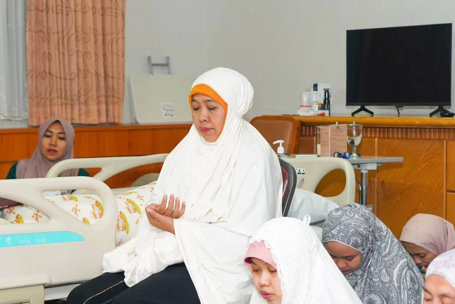 Khofifah Ternyata Sudah 5 Hari Dirawat di RS - kumparan.com