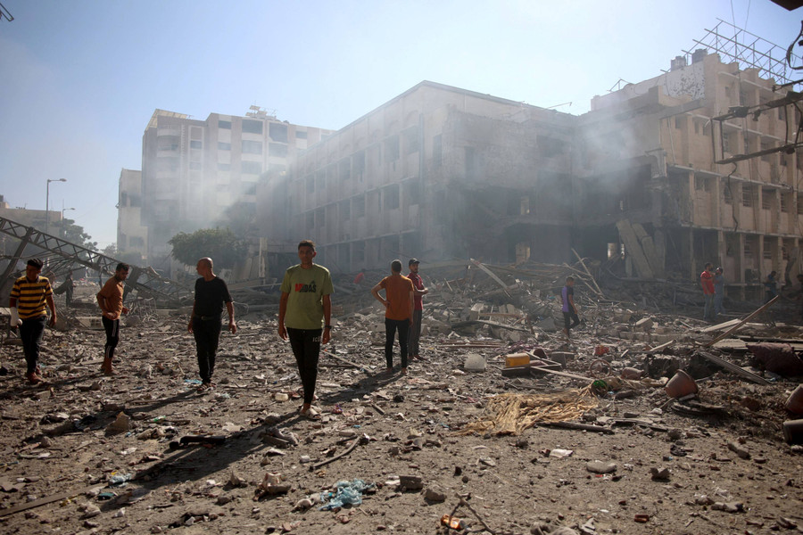 Foto: Militer Israel Serang Sekolah Tempat Pengungsian di Gaza - kumparan.com